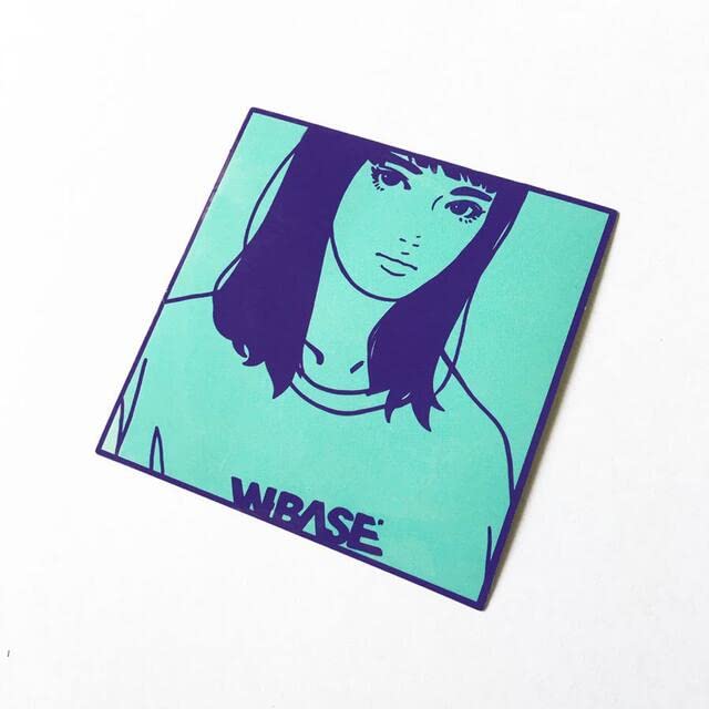 Amazon | KYNE x W-BASE PIN & STICKER PACK ピンバッジ＆ステッカー